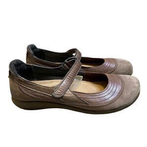 NAOT Kirei Mary Jane Flat Shoes Sz 9.5 EU 40 Brown Suede Leather Comfort Padded